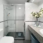 Rocha Varandas Amazing Apartman *